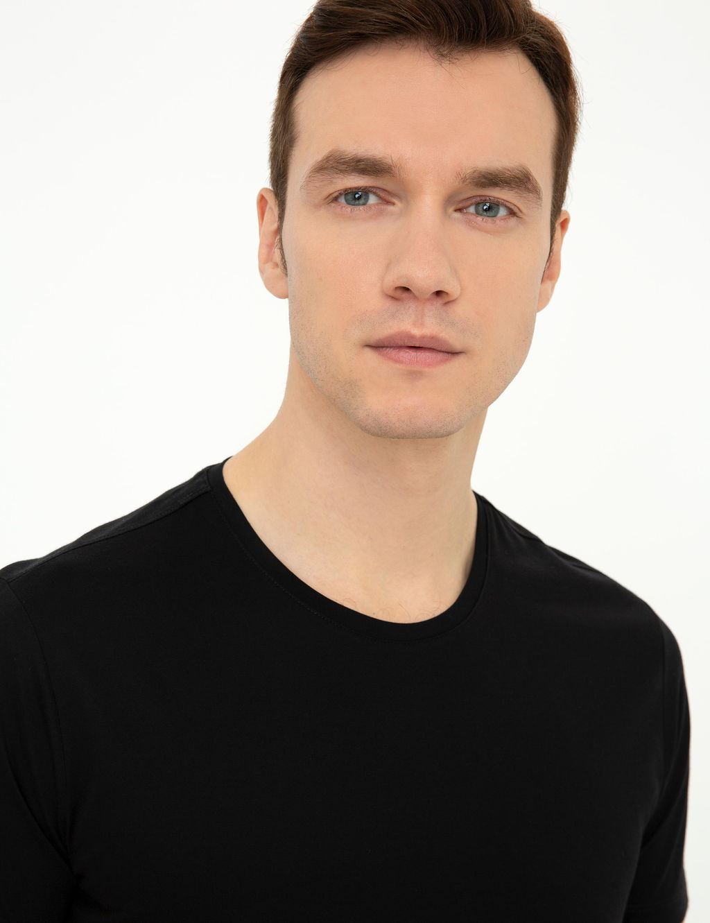 Черная облегающая базовая футболка - Cacharel фото 7