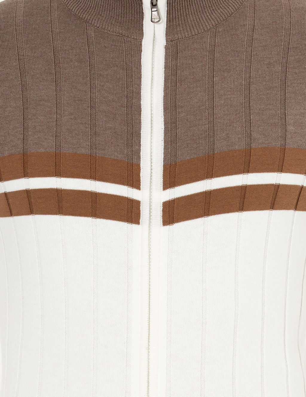 Белый облегающий трикотажный кардиган с высоким воротником - Cacharel фото 12