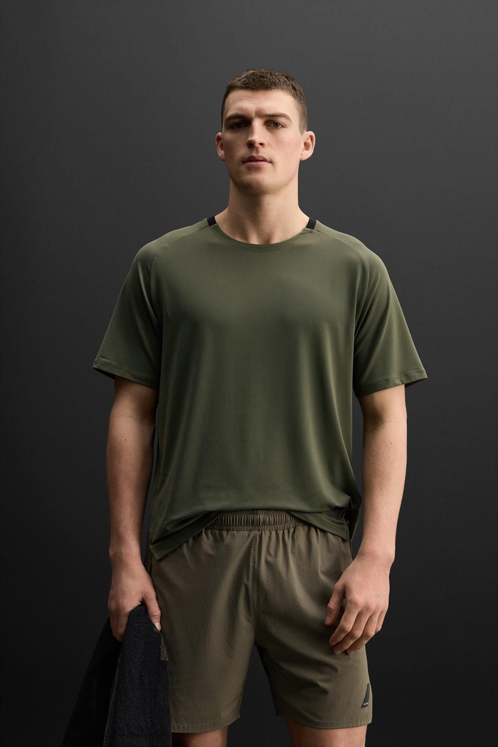 TRAINING TEXTURED T-SHIRT - Zara фото 11