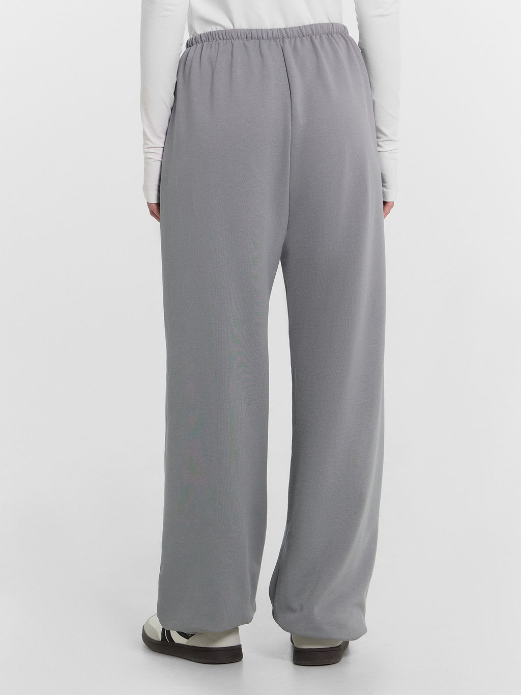 Брюки джоггеры Mark Formelle 182495-1 из велюра серые  фото 4