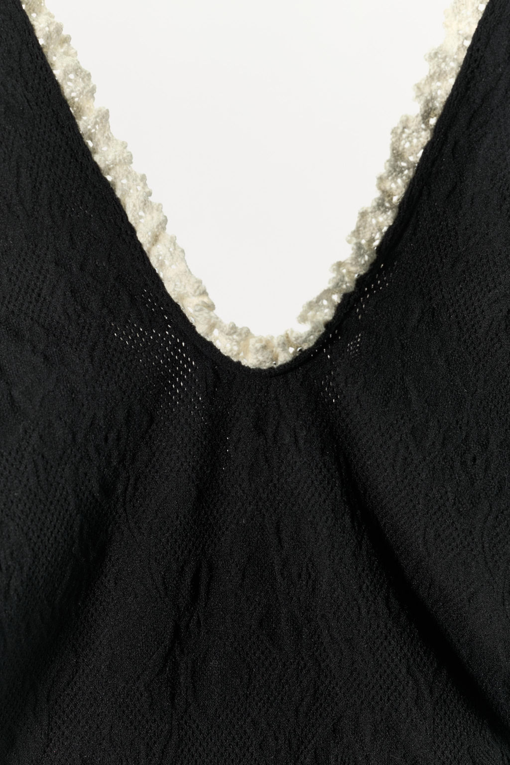 BODY SEAMLESS ENCAJE / Negro / Blanco - Zara фото 11