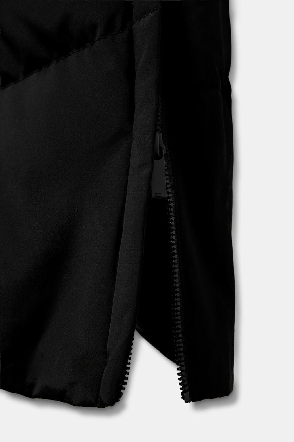 ANORAK LARGO 50% PLUM?N 50% PLUMA CAPUCHA WATER REPELLENT WINDPROOF / Negro - Zara фото 13