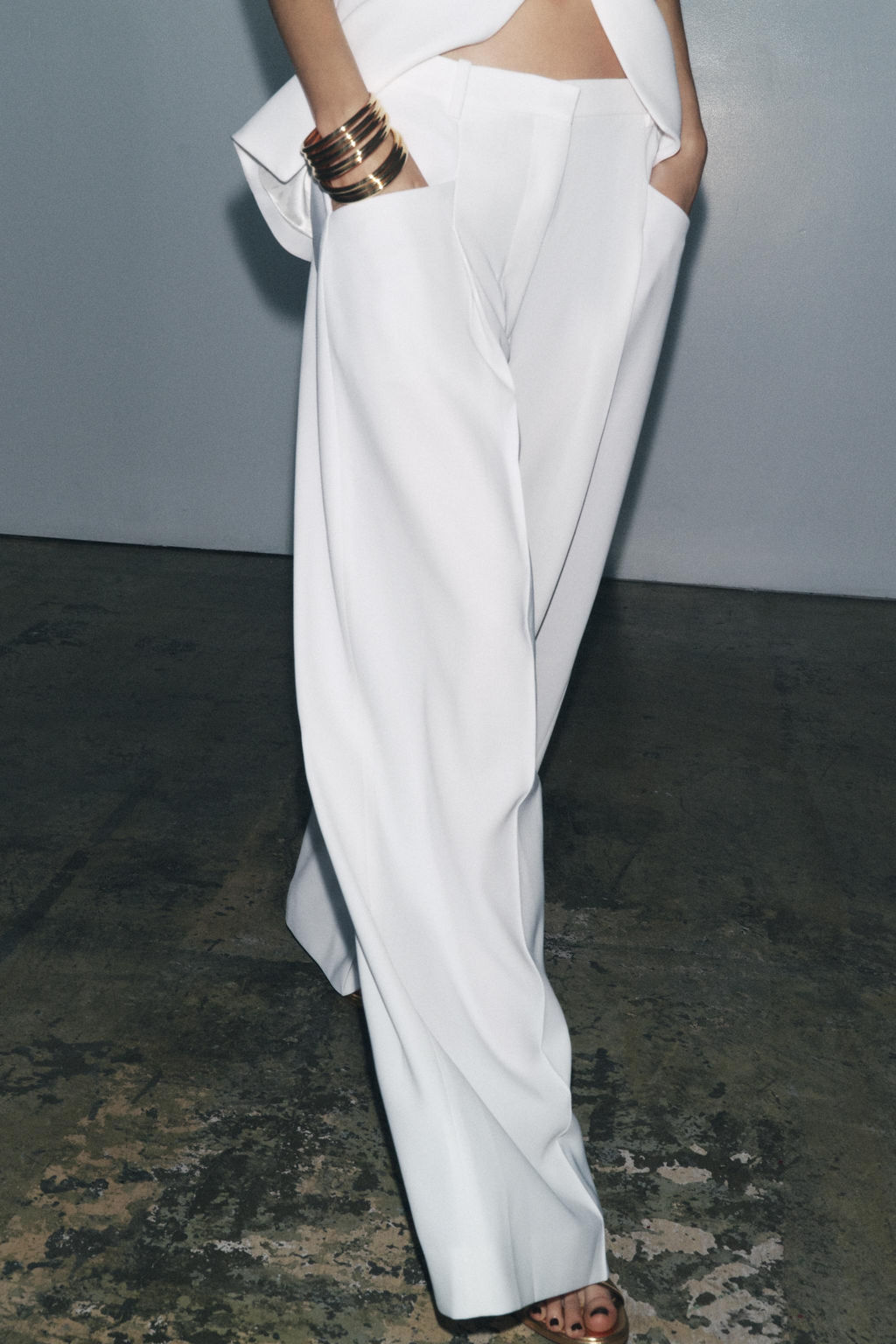 ZW COLLECTION WIDE-LEG DARTED TROUSERS - Zara фото 2