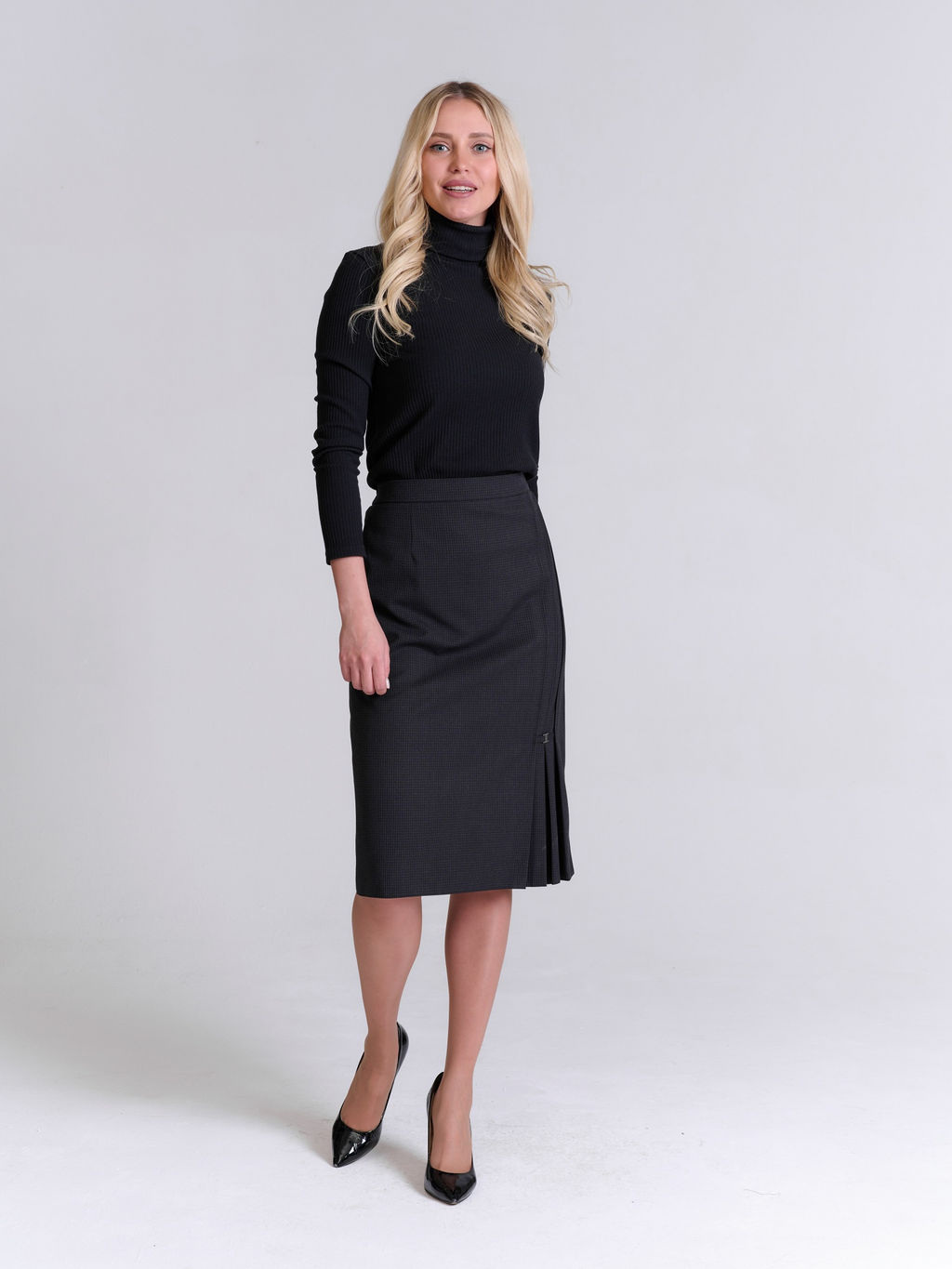 Юбка с резинками по бокам