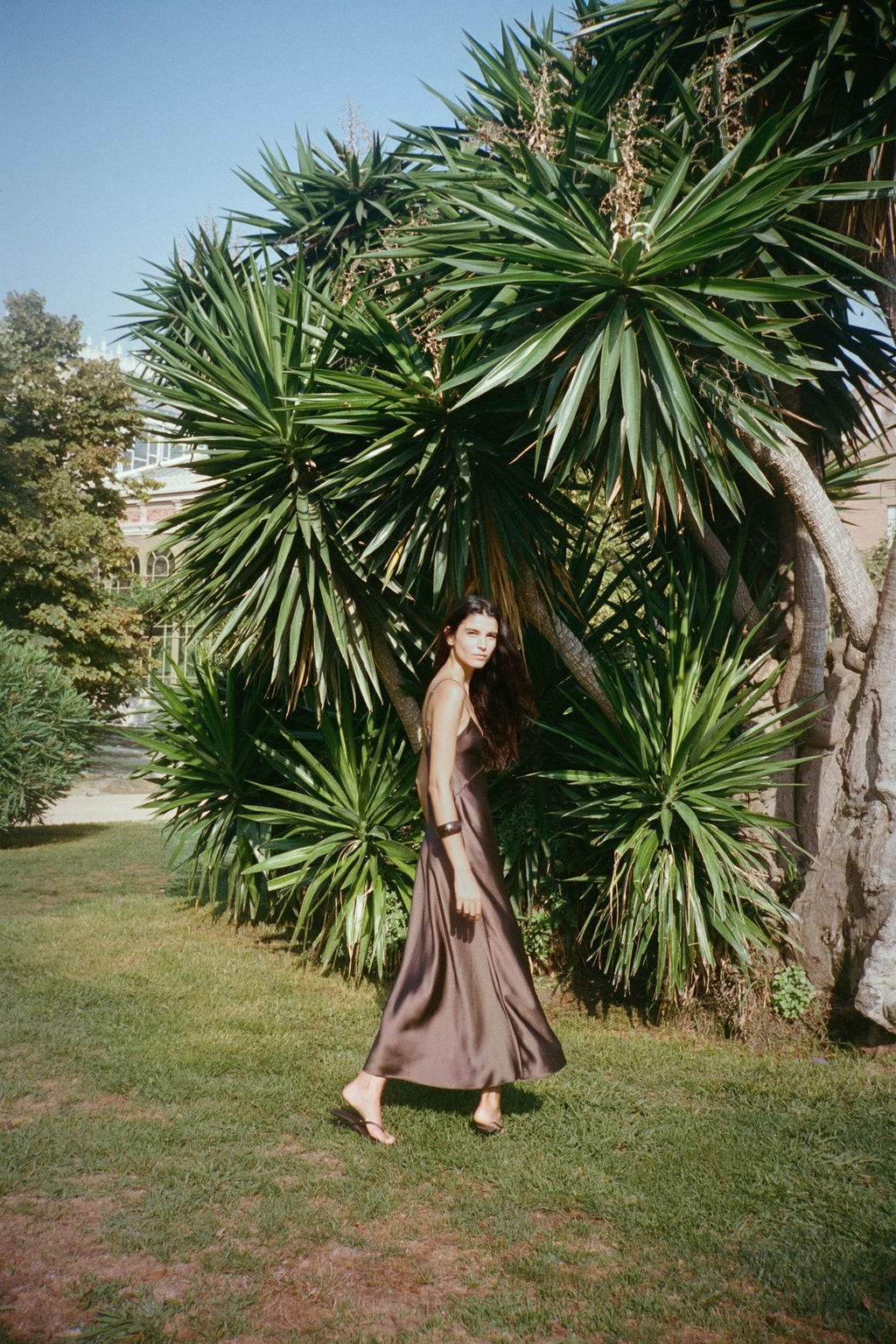 GATHERED SATIN MIDI DRESS - Zara фото 3
