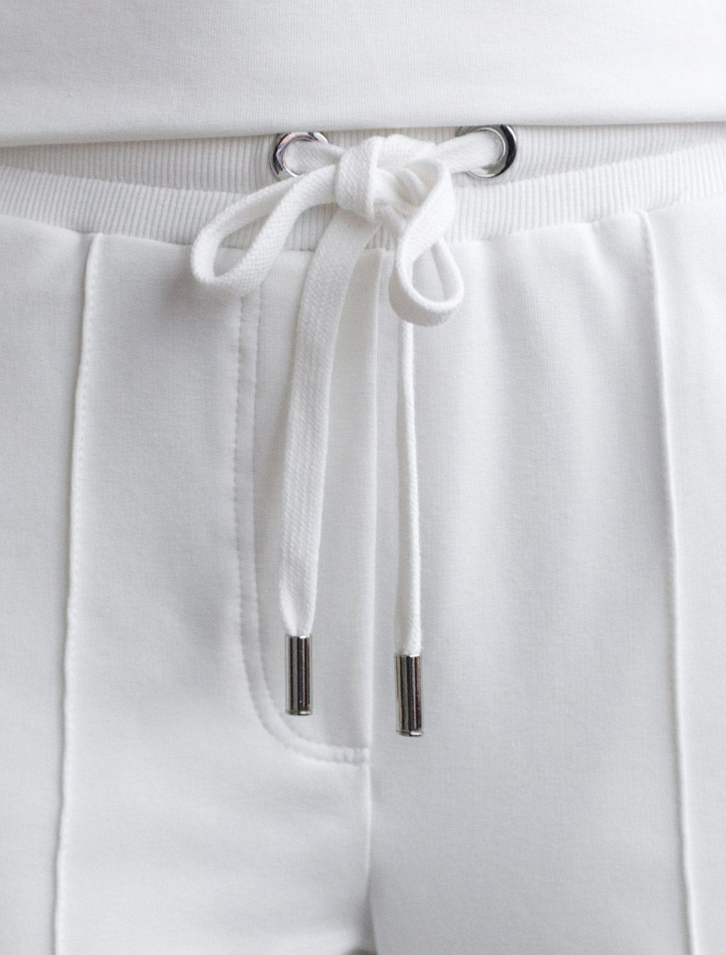 Трикотажные брюки на резинке из футера двухнитки эластичные - Vilatte фото 3