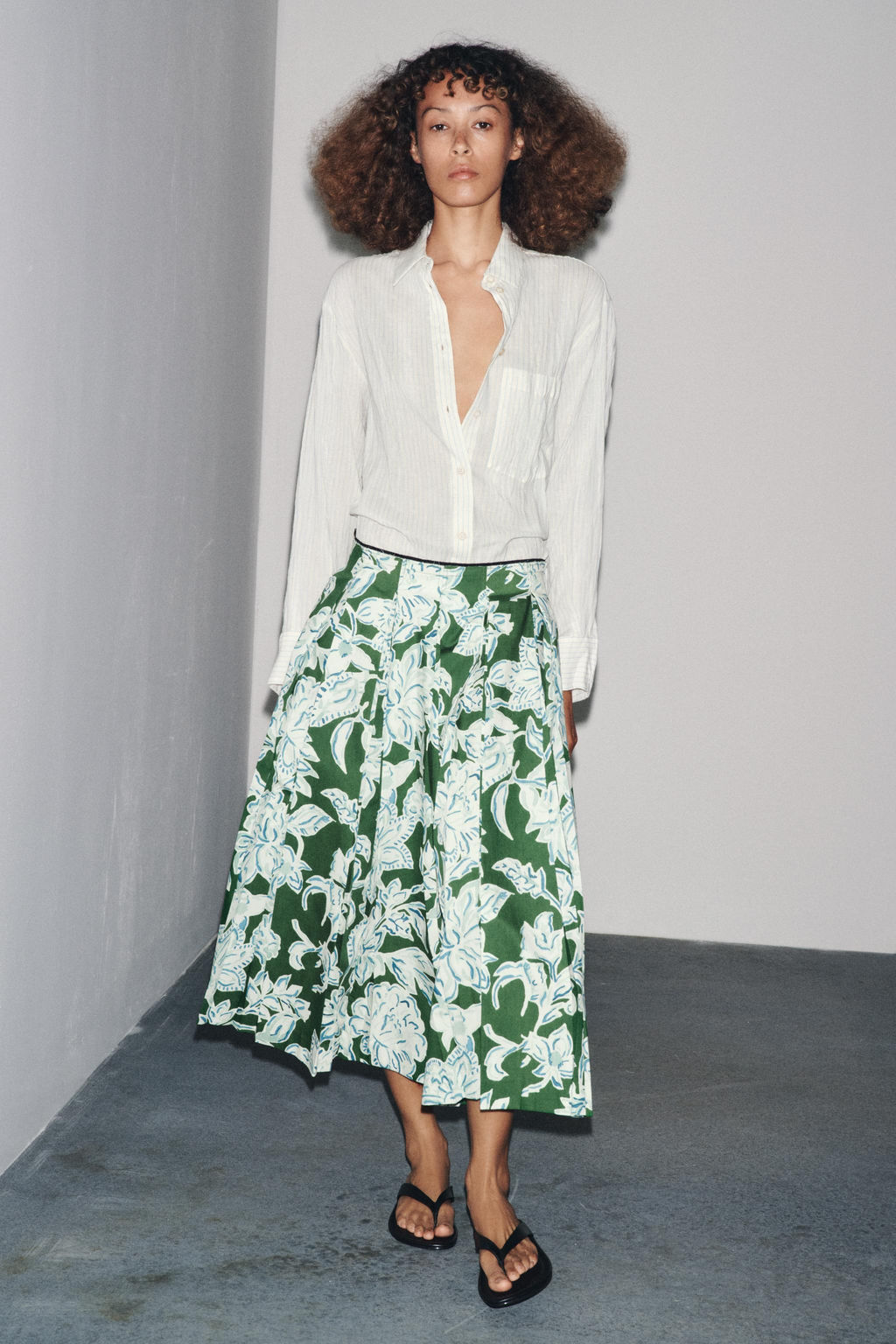 ZW COLLECTION PLEATED FLORAL SKIRT - Zara фото 9