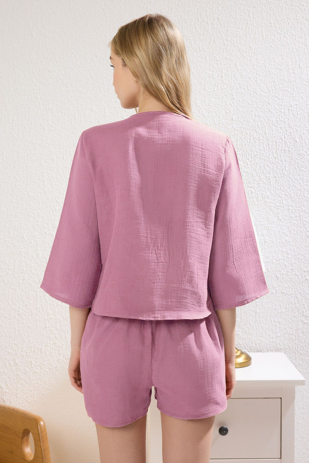 Pembe %100 Pamuklu Baglama/Kurdele/Fiyonk Detayl? Muslin Sortlu Dokuma Pijama Tak?m? THMSS24PT00077