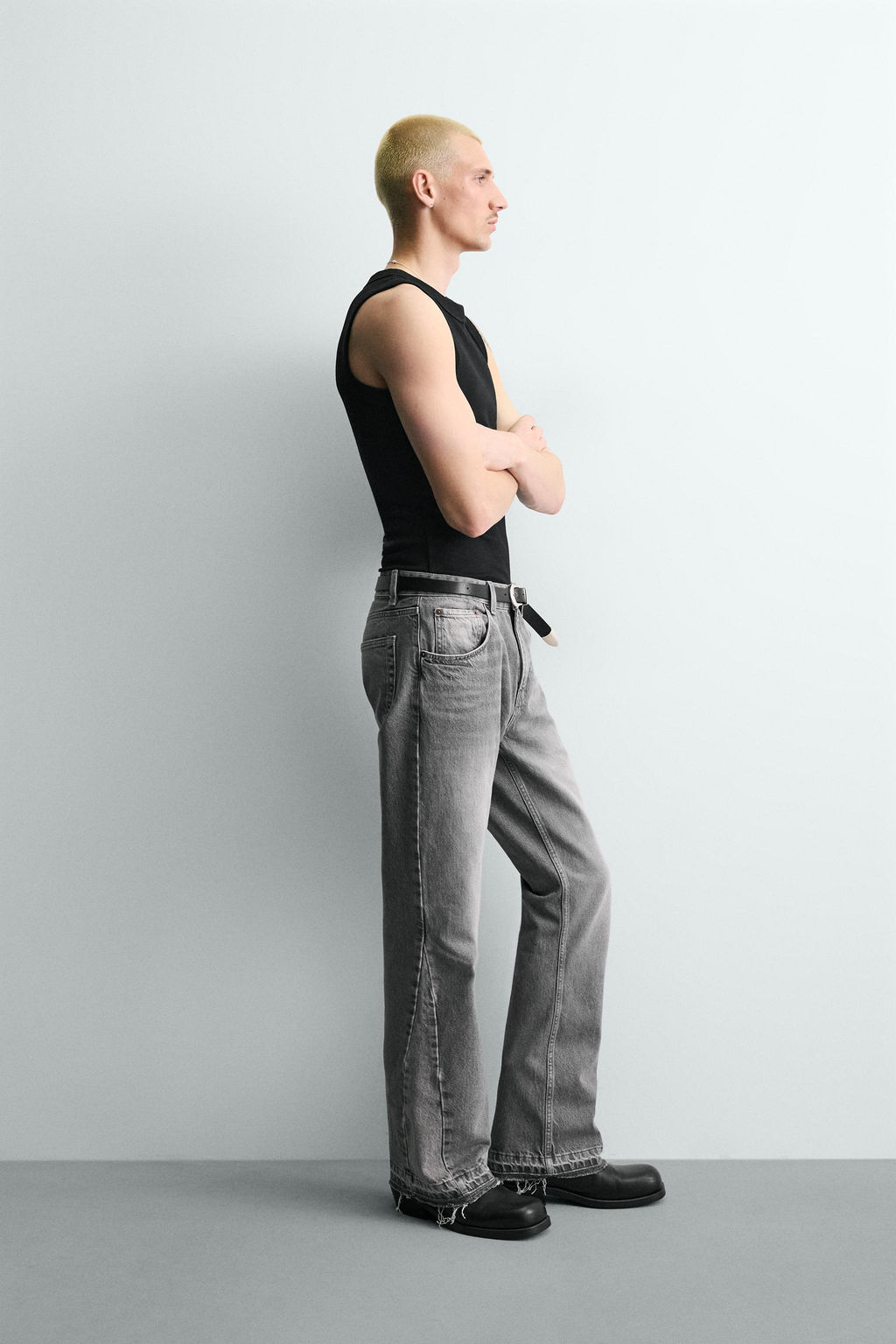JEANS FLARE FIT ROTOS / Gris - Zara фото 20