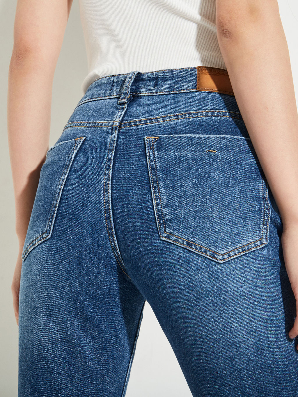 Женские Джинсы Мом - Mossmore фото 238