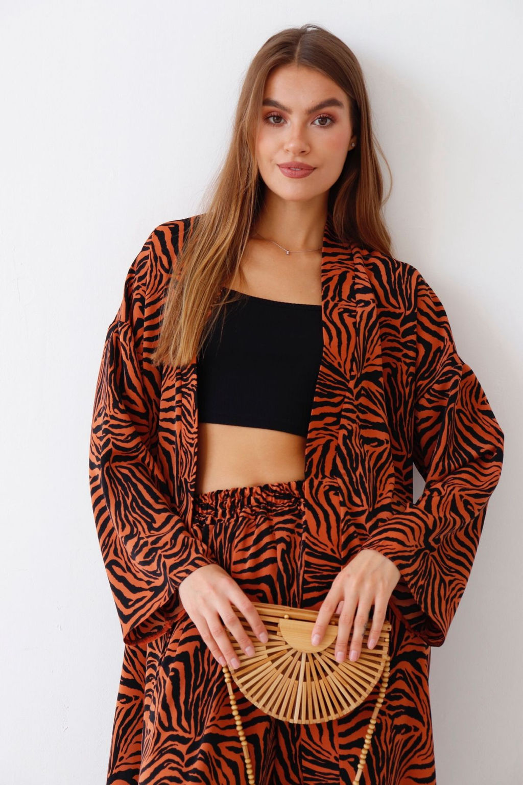 9338 Костюм из кимоно и брюк-палаццо терракотовый с принтом - Martichelli фото 4