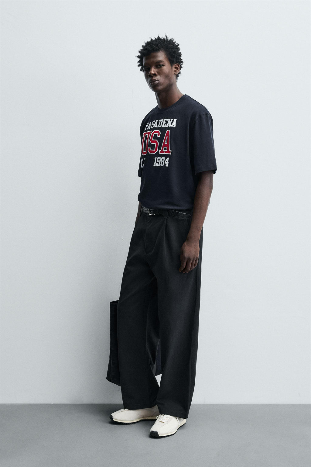TEXT PATCH T-SHIRT - Zara фото 4
