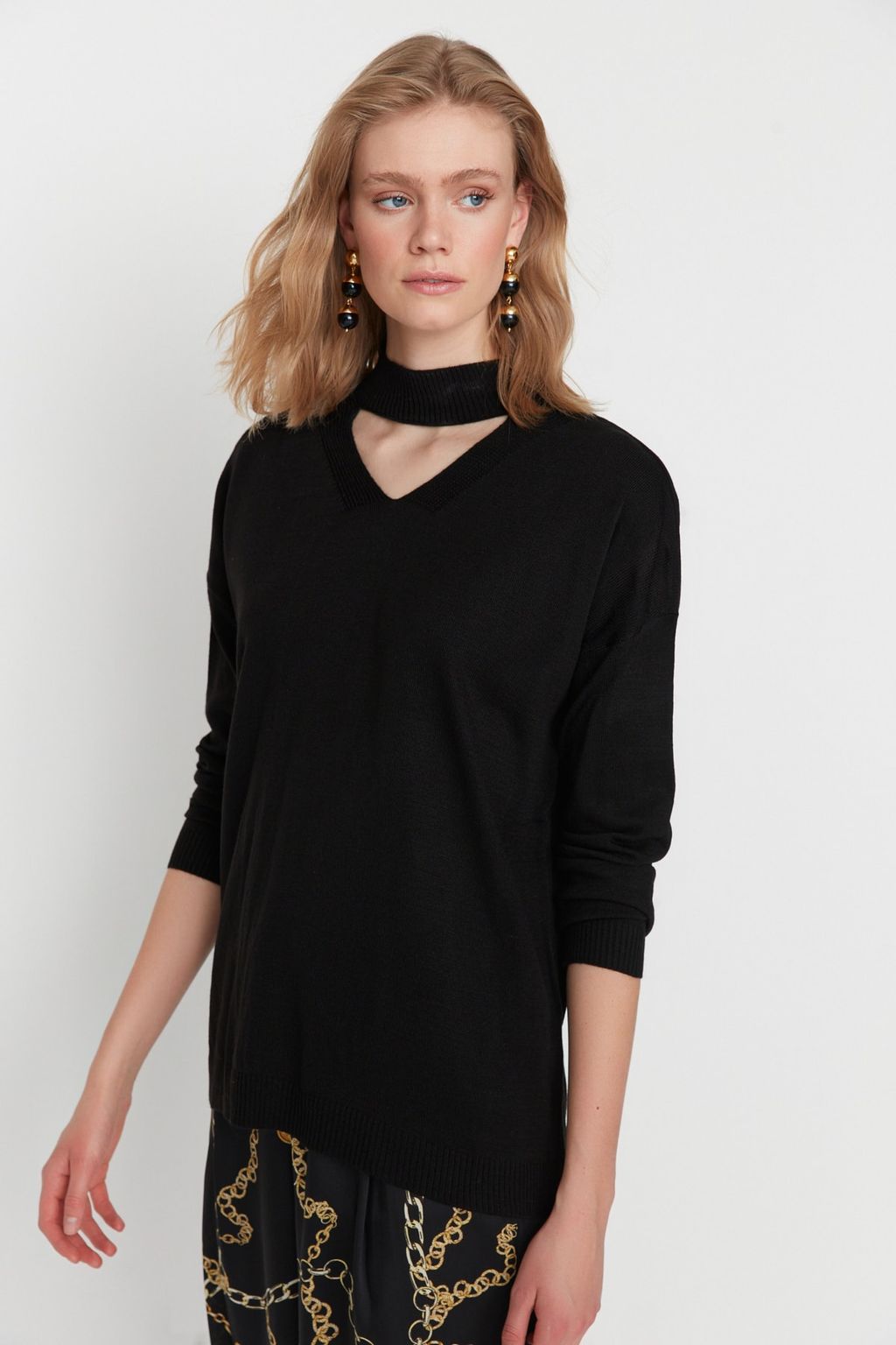Siyah Choker Yaka Triko Kazak TWOAW20KZ0220