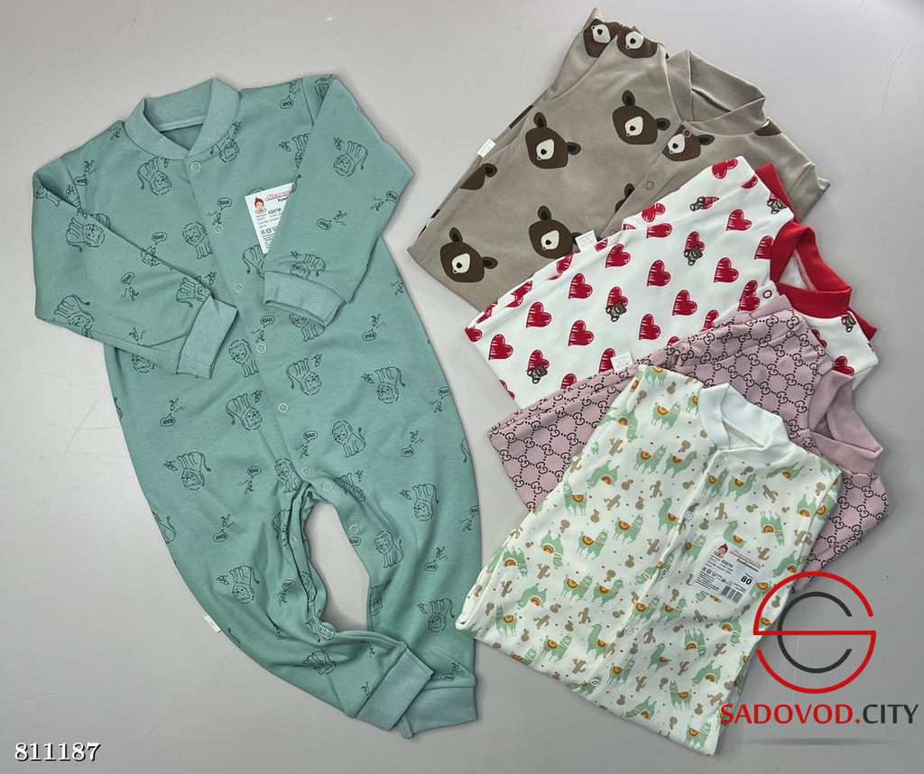 Комбинезон без ног, выполнен из интерлока