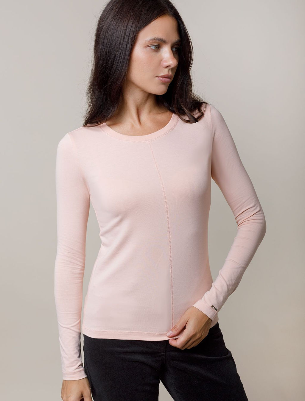 D49.116 Джемпер женский пудра