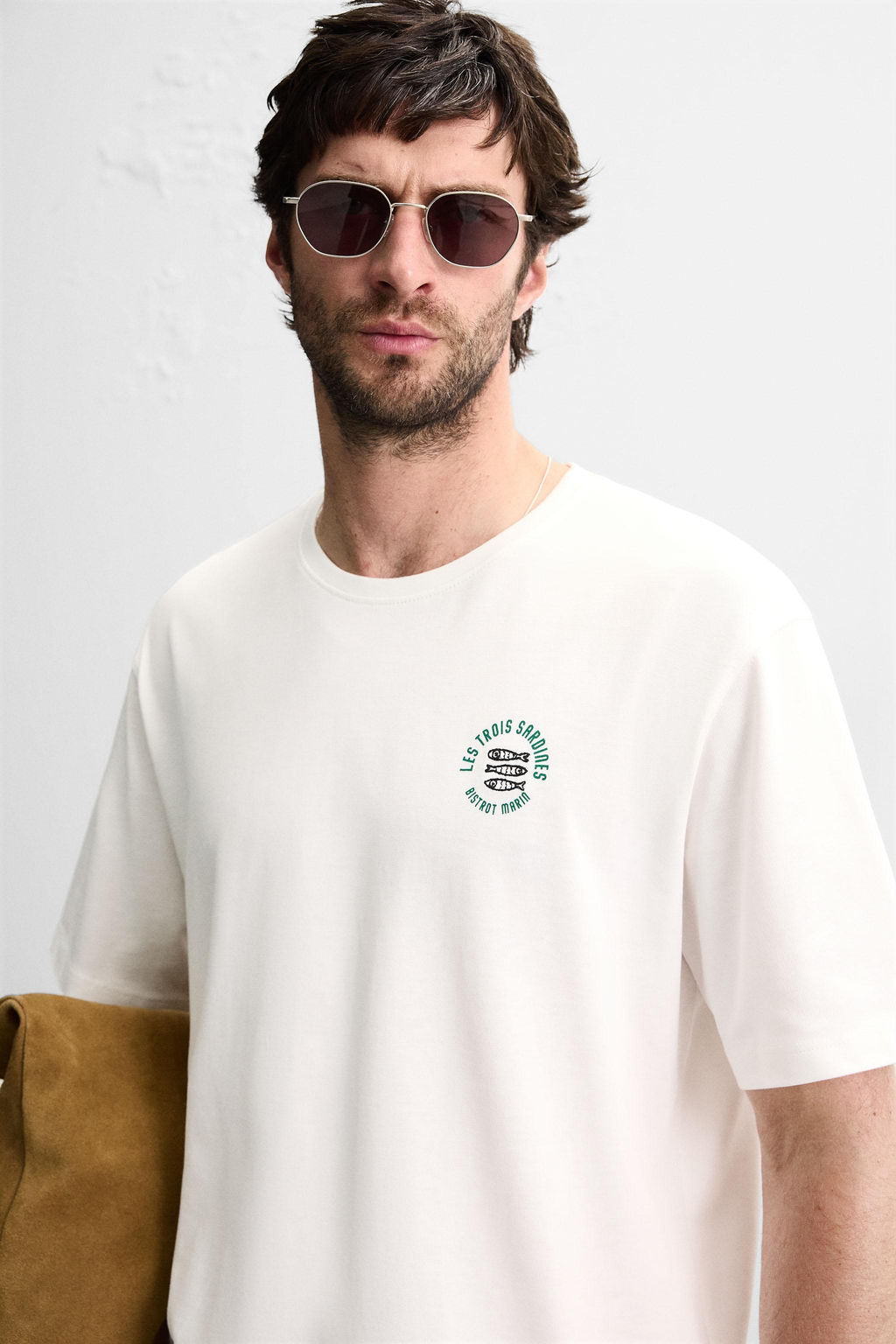 CONTRAST EMBROIDERY T-SHIRT - Zara фото 5