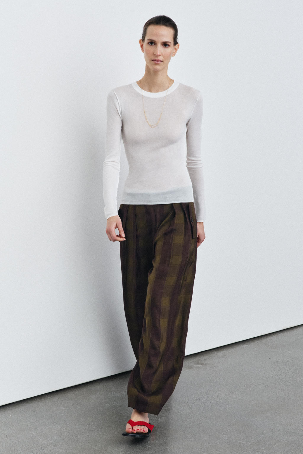 ZW COLLECTION FLOWING CHECK TROUSERS - Zara фото 8