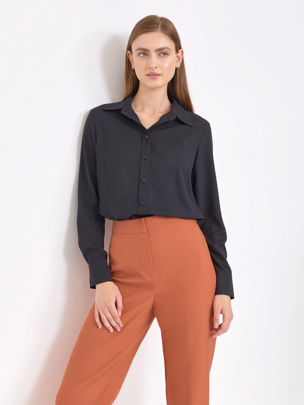 ШОК ЦЕНА - Рубашка однотонная B2875/carbid - Emka фото 2