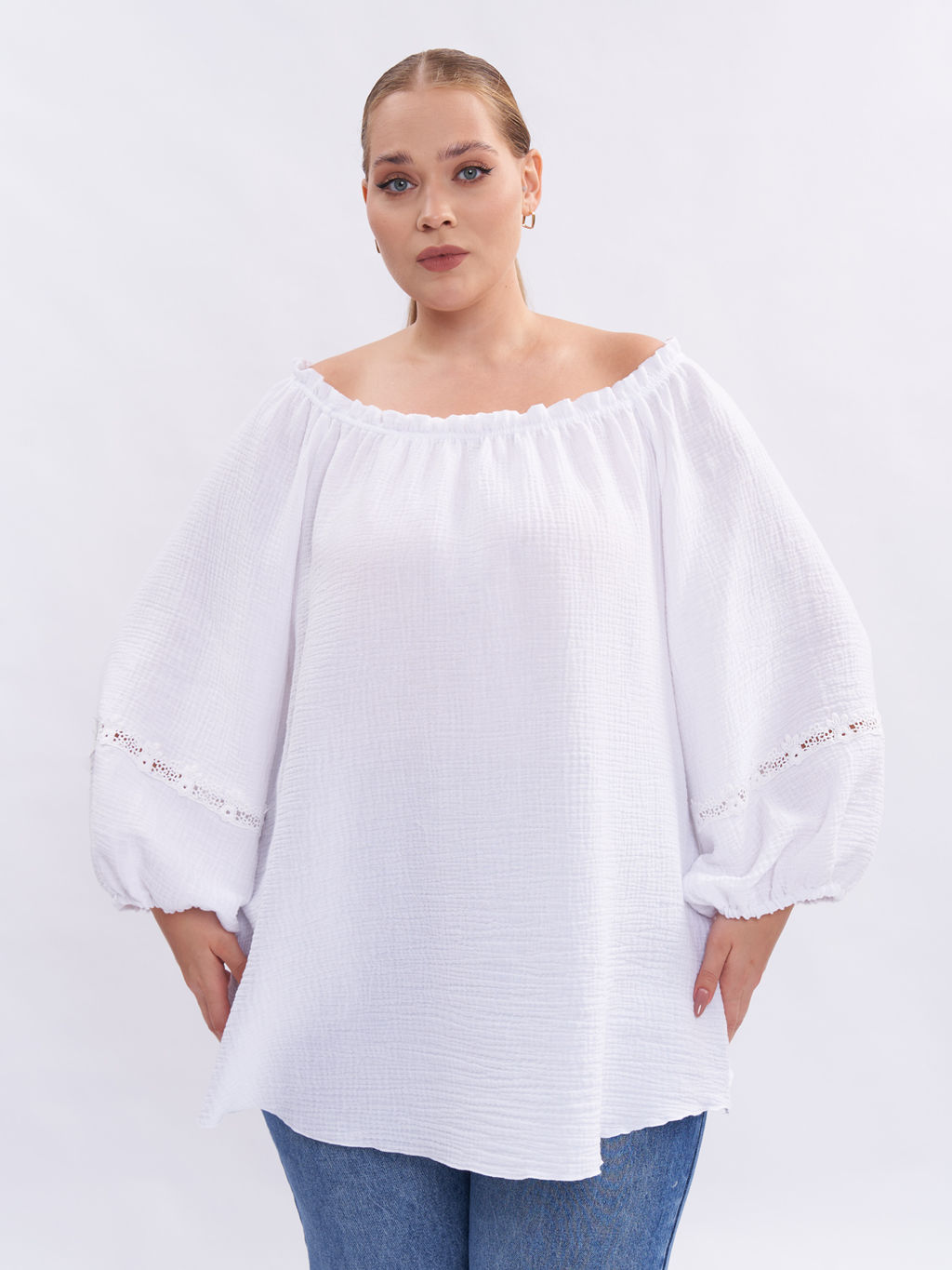 Блузка из муслина с кружевом BL09401WHT02