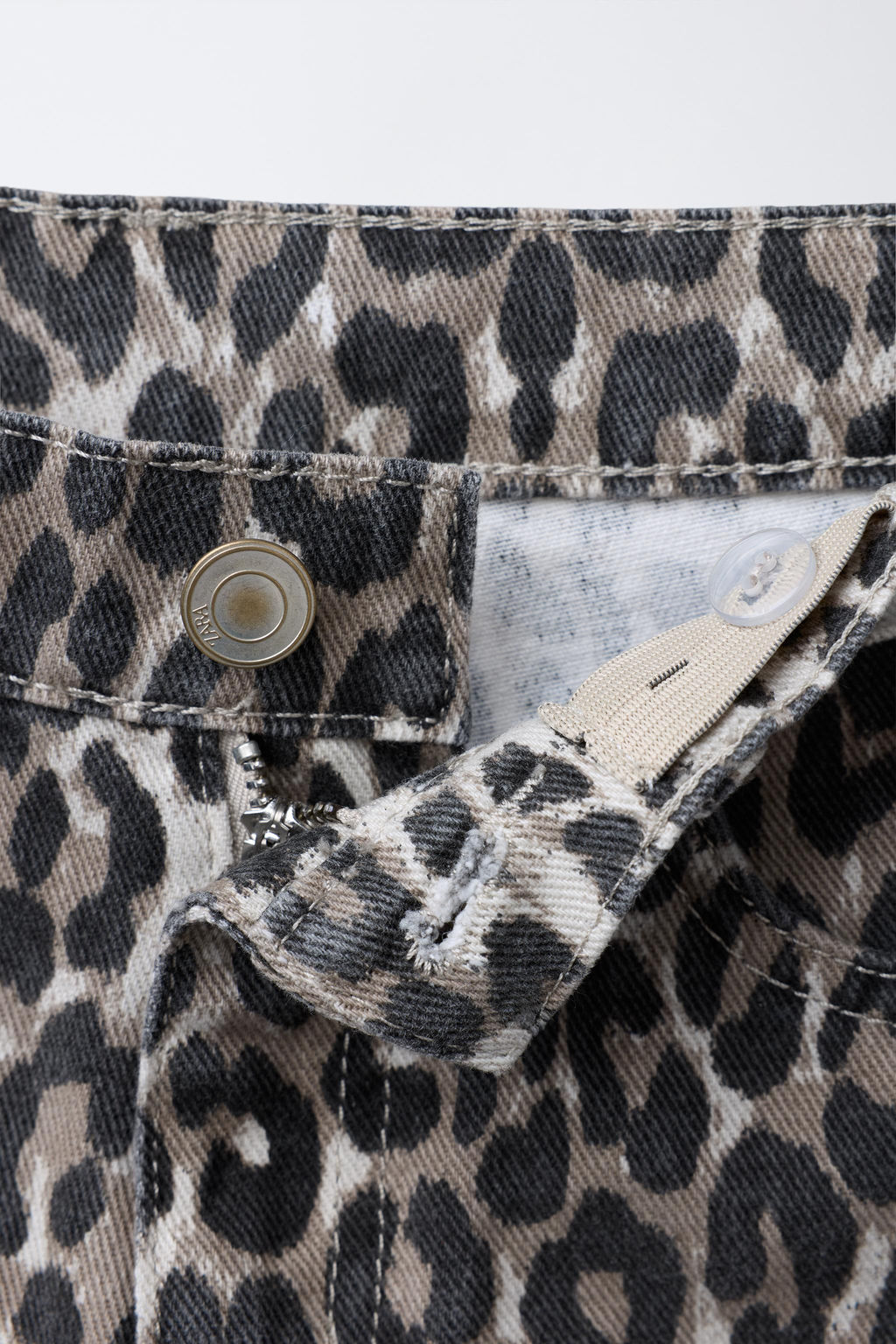 ANIMAL PRINT WIDE-LEG DENIM TROUSERS - Zara фото 11