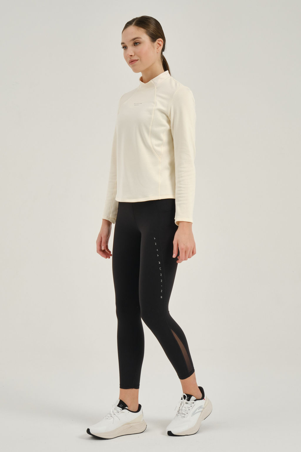 Тайтсы Черный