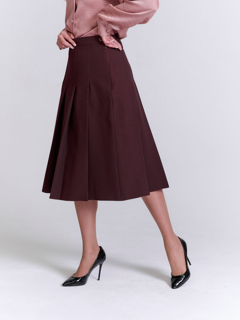 Расклешенная юбка со складками из костюмной ткани в составе ШЕРСТЬ