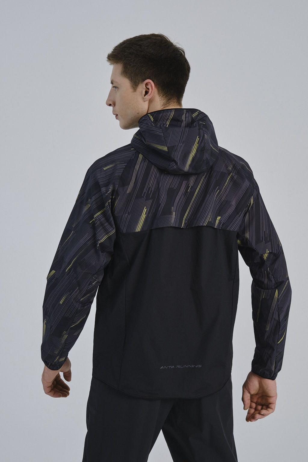 Ветровка Черный ADVANCED RUNNING Woven Track Top - Anta фото 6