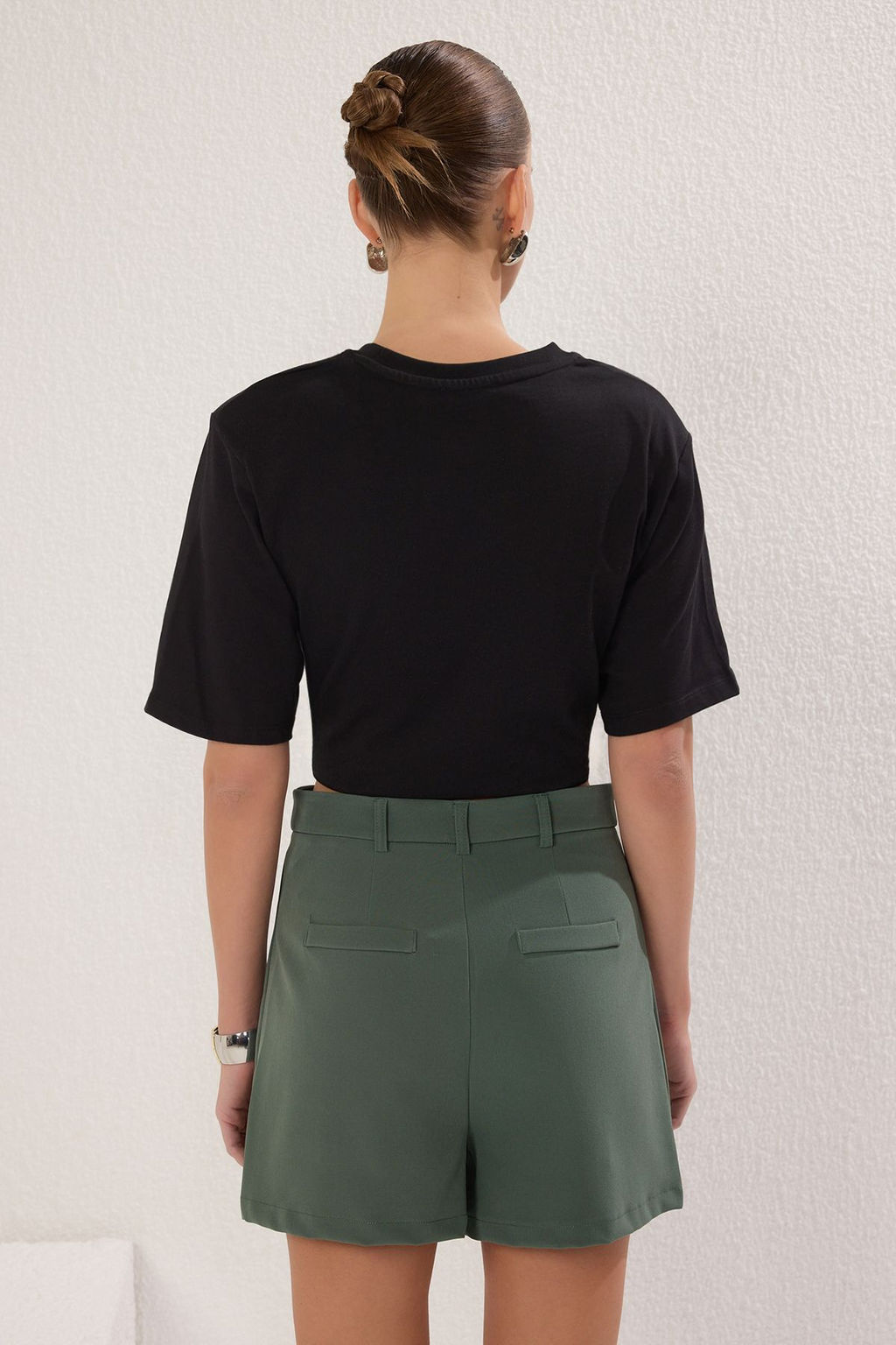 Yesil Nervur Detayl? Dokuma Sort TWOSS23SR00079