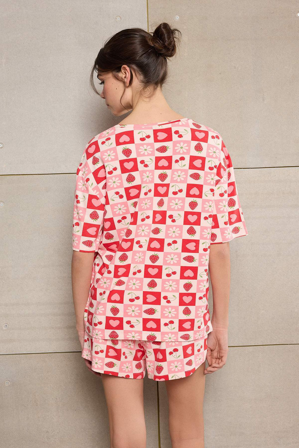 Pembe-Cok Renkli %100 Pamuk Kalp ve Meyve Bask?l? Orme Pijama Tak?m? THMSS26PT00048 - Trendyolmilla фото 4