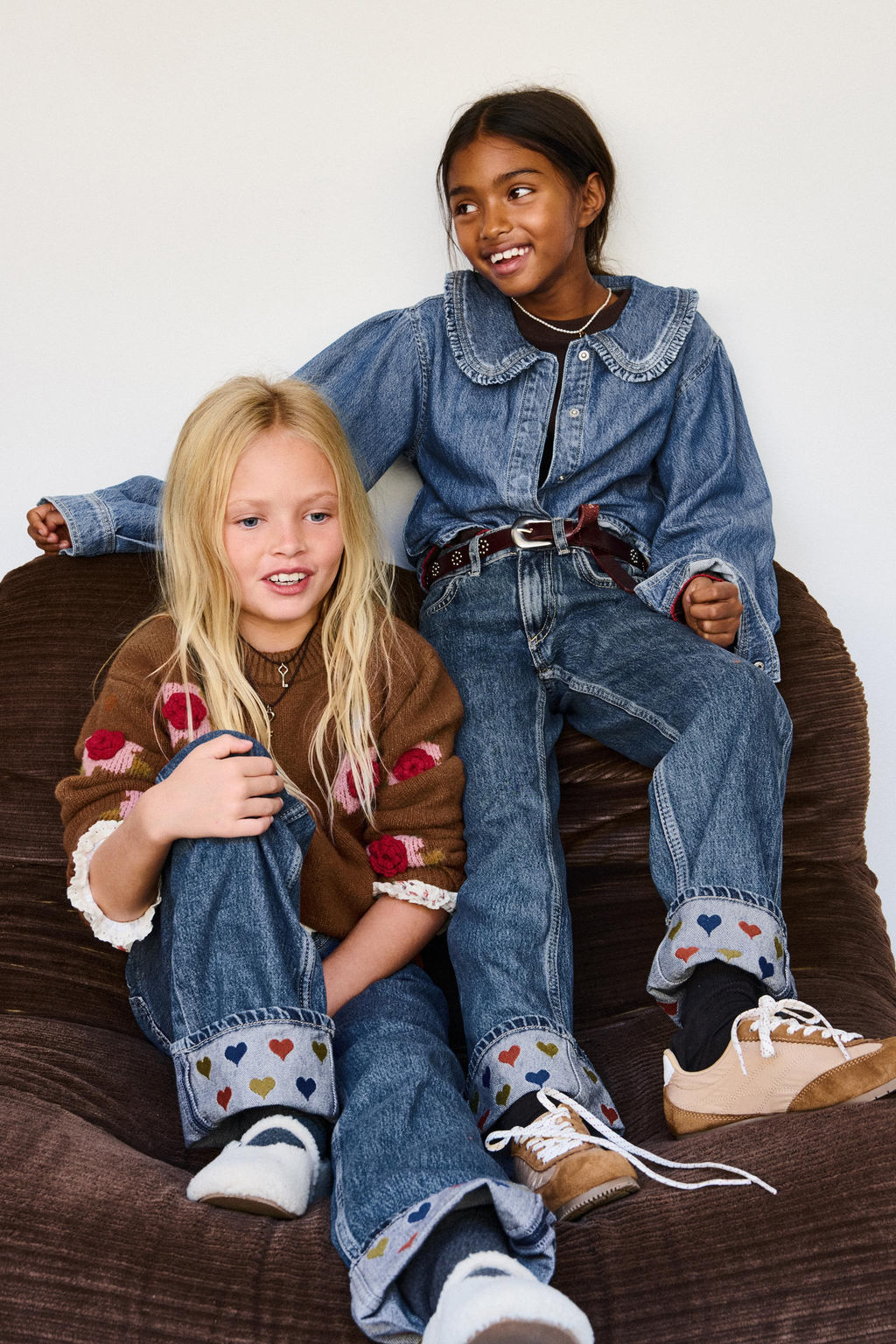 STRAIGHT JEANS WITH HEARTS - Zara фото 5