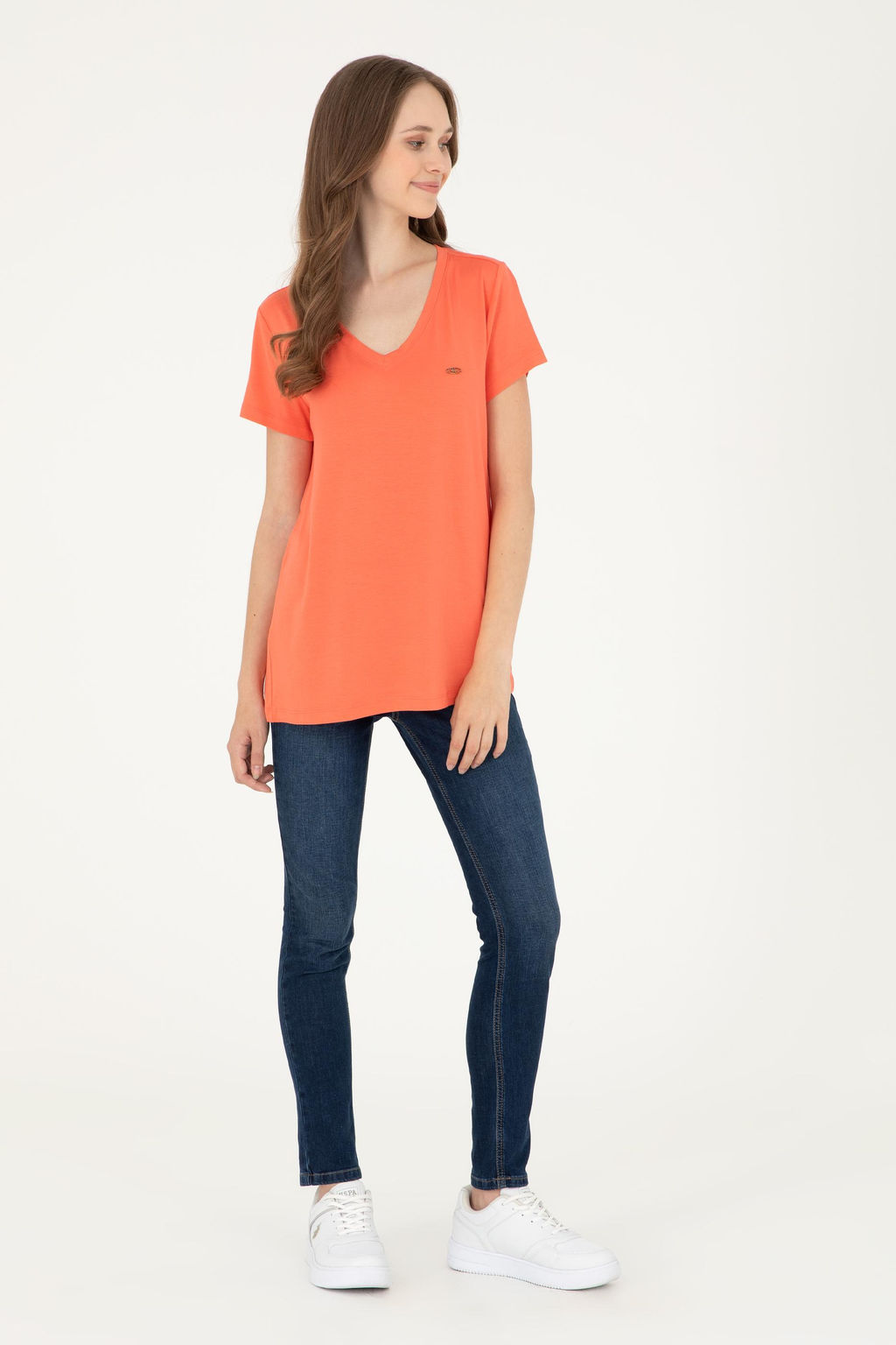 Женская базовая футболка с цветком граната Неожиданная скидка в корзине - U.s. polo assn фото 4