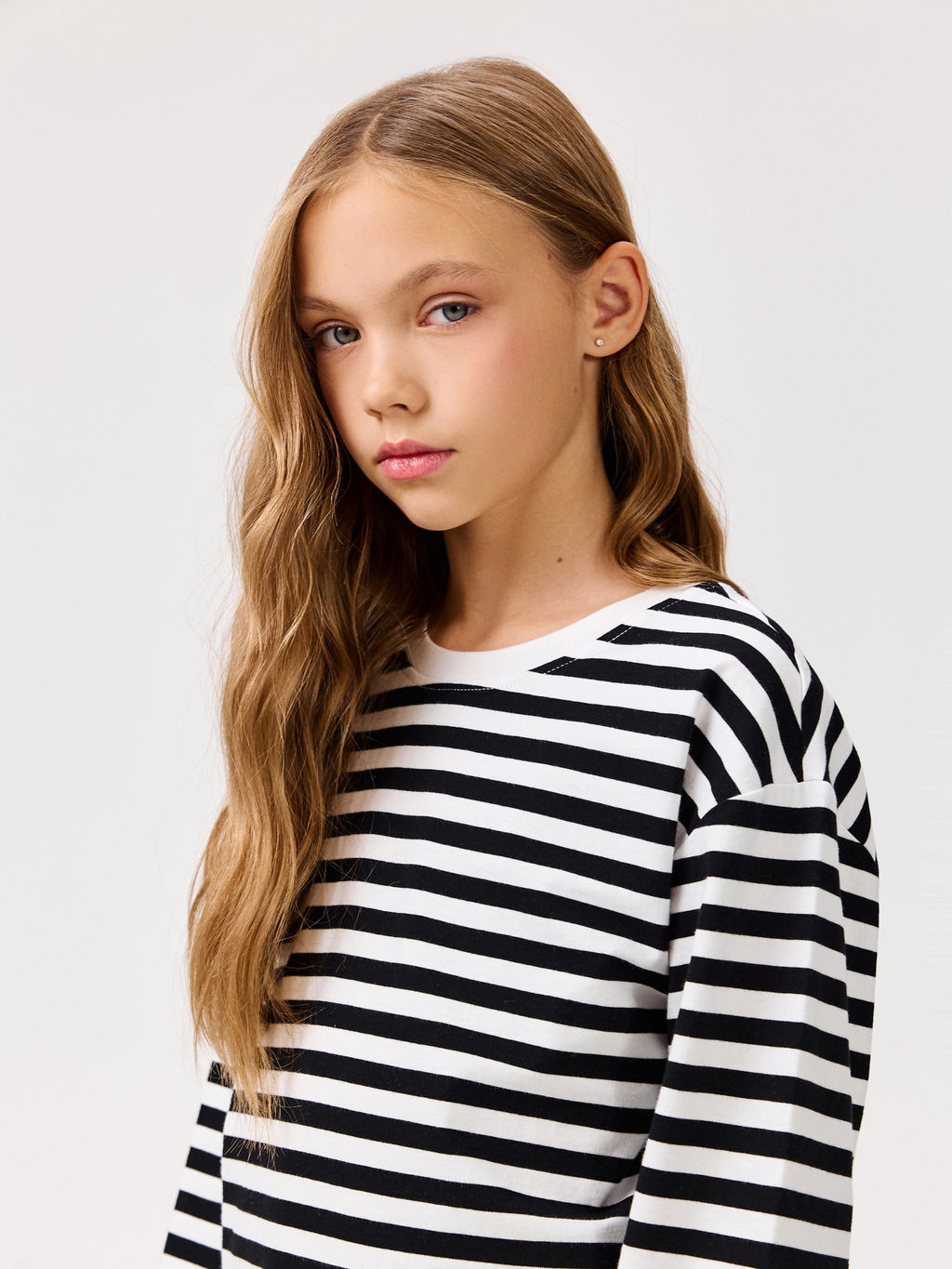 ACOOLA / Джемпер детский Nerl черно-белый