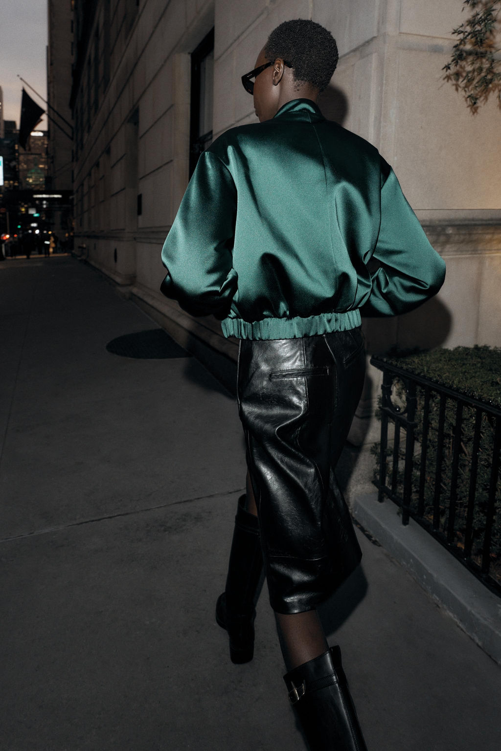 SATIN BOMBER JACKET - Zara фото 3