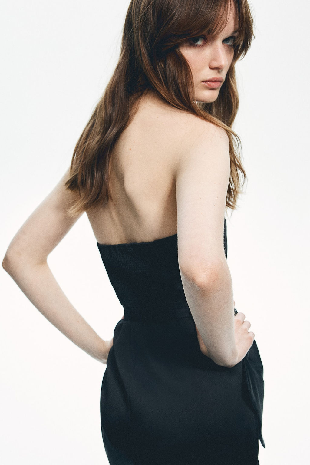 Vestido bandeau de saten con lazo - H&m фото 4