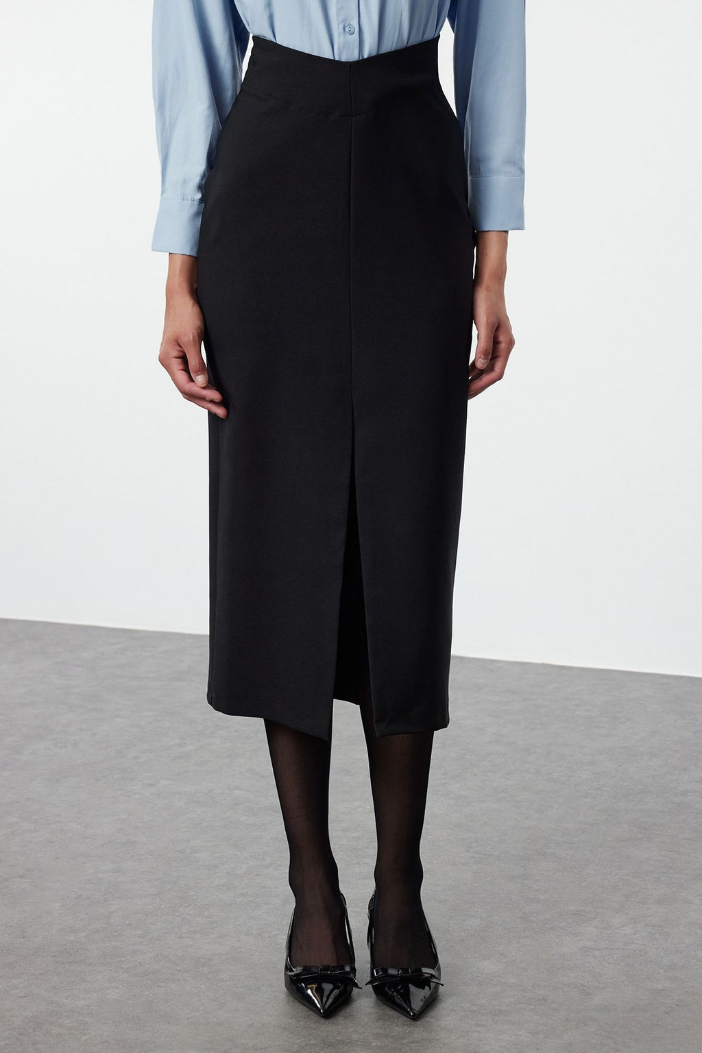 Trendyolmilla Siyah Fitted/Vucuda Oturan Gomlek Detayl? Maxi Dokuma Elbise TWOAW25EL00267  фото 3