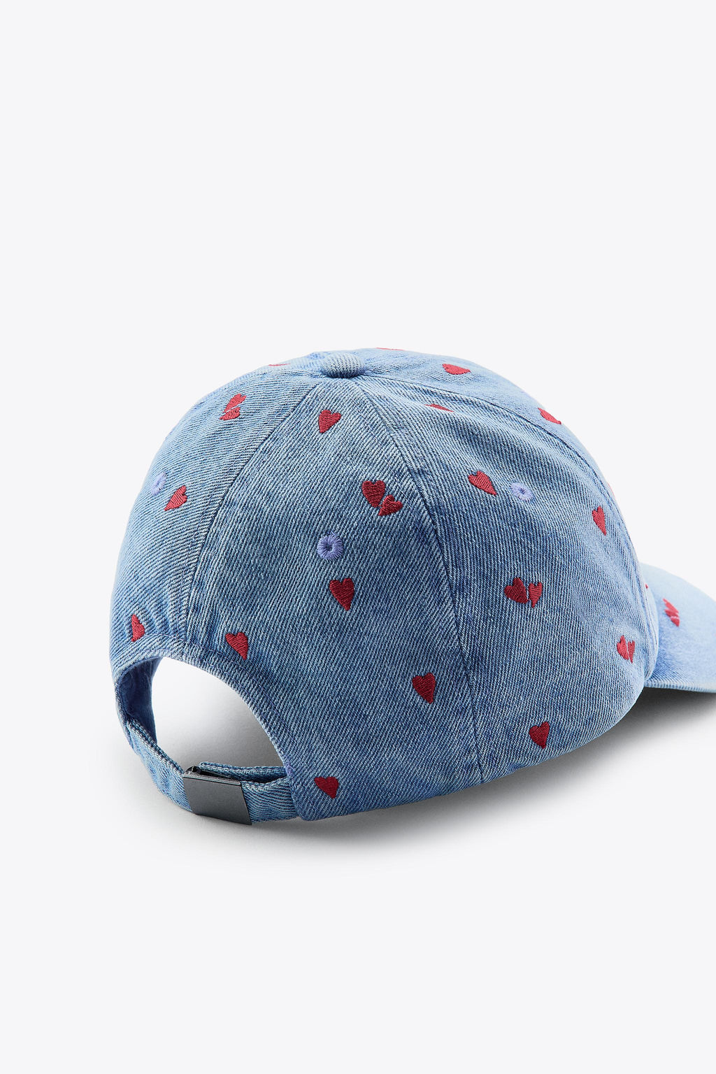 DENIM CAP WITH HEART EMBROIDERY