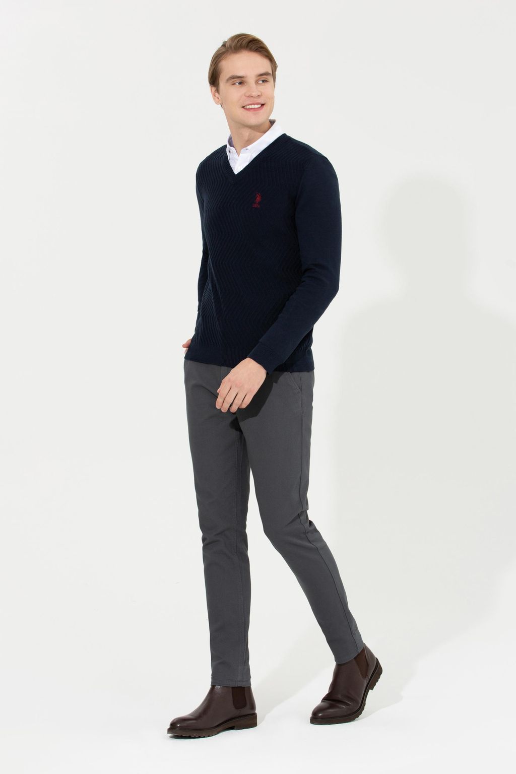 U. S. Polo Assn Мужской темно-синий трикотажный свитер с v-образным вырезом - U.s. polo assn фото 4