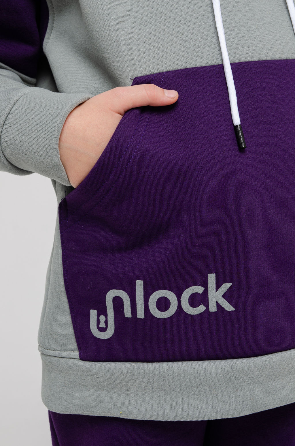 886Д Костюм детский "Серый/фиолетовый"