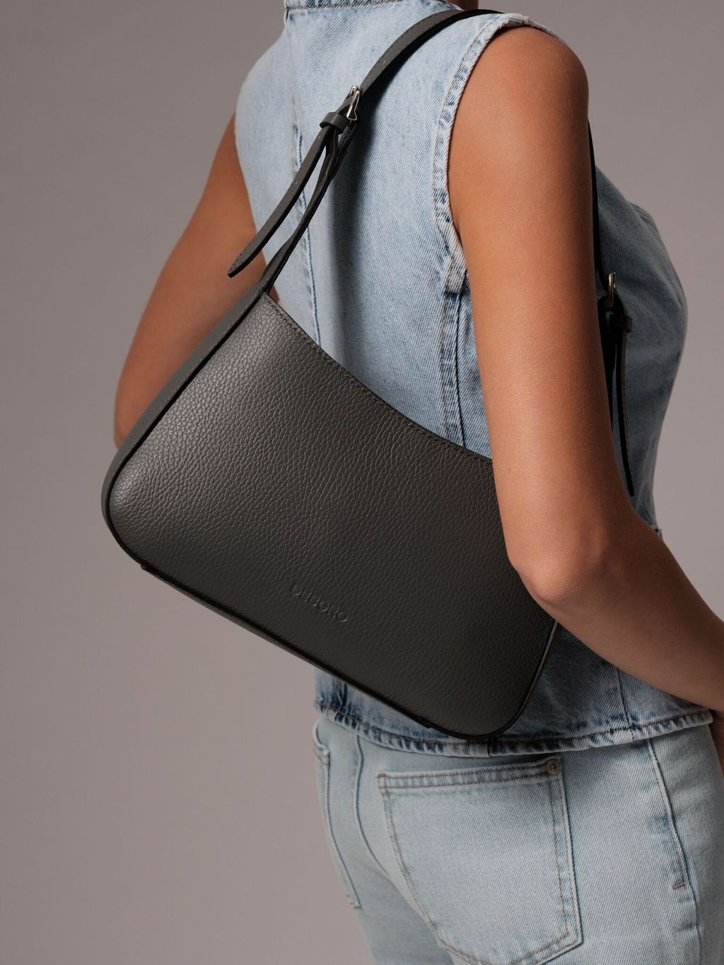 Сумка на плечо багет Deboro 31046 хромо