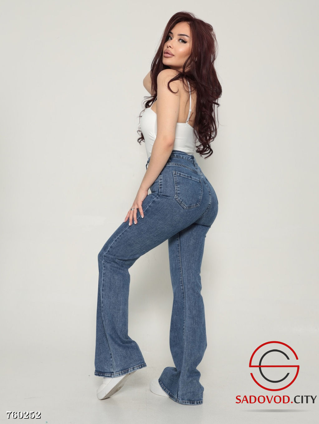 Женские джинсы Трубы со стрейчем - Bruno фото 3