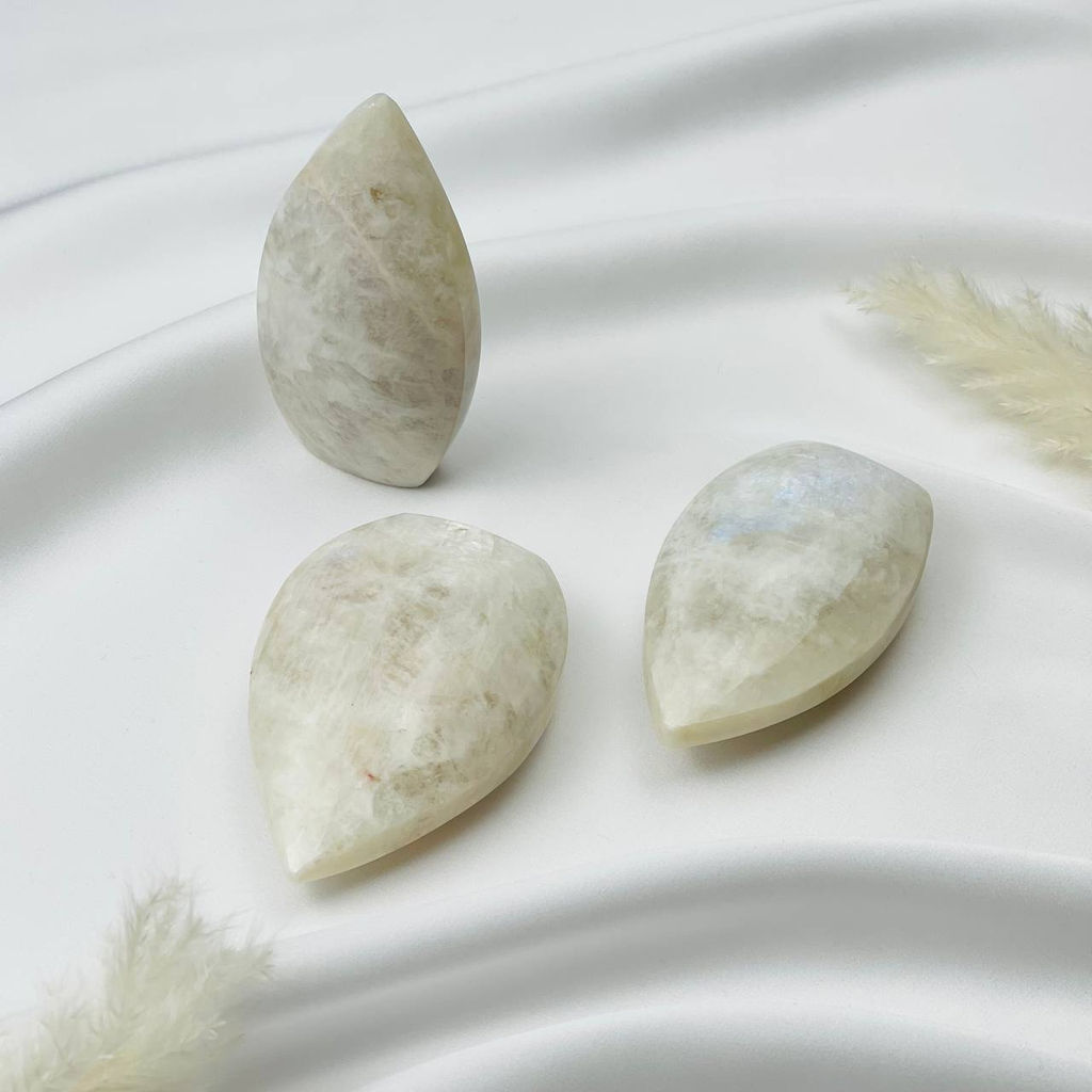 Свеча из Лунного камня - Радуга самоцветов фото 2