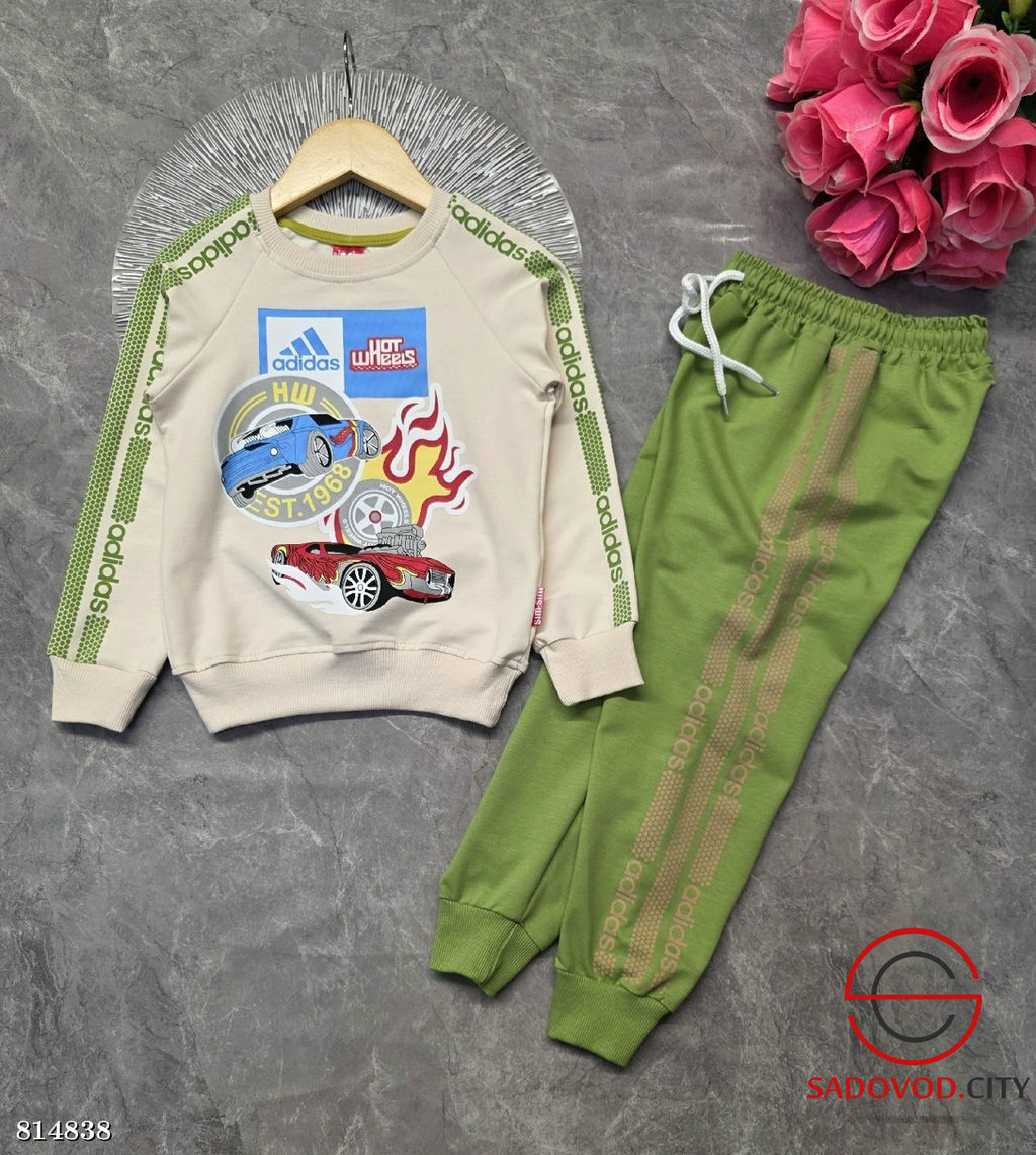 Костюм двойка спортивный