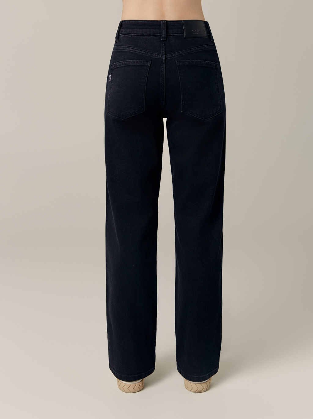 CONTE CON-678 Черные джинсы straight с застежкой на две пуговицы black - Conte elegant фото 3