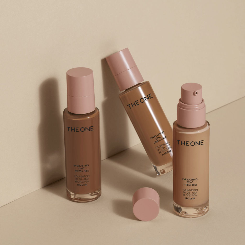 Адаптивная тональная основа-антистресс THE ONE_Темный Ореховый - Oriflame фото 4