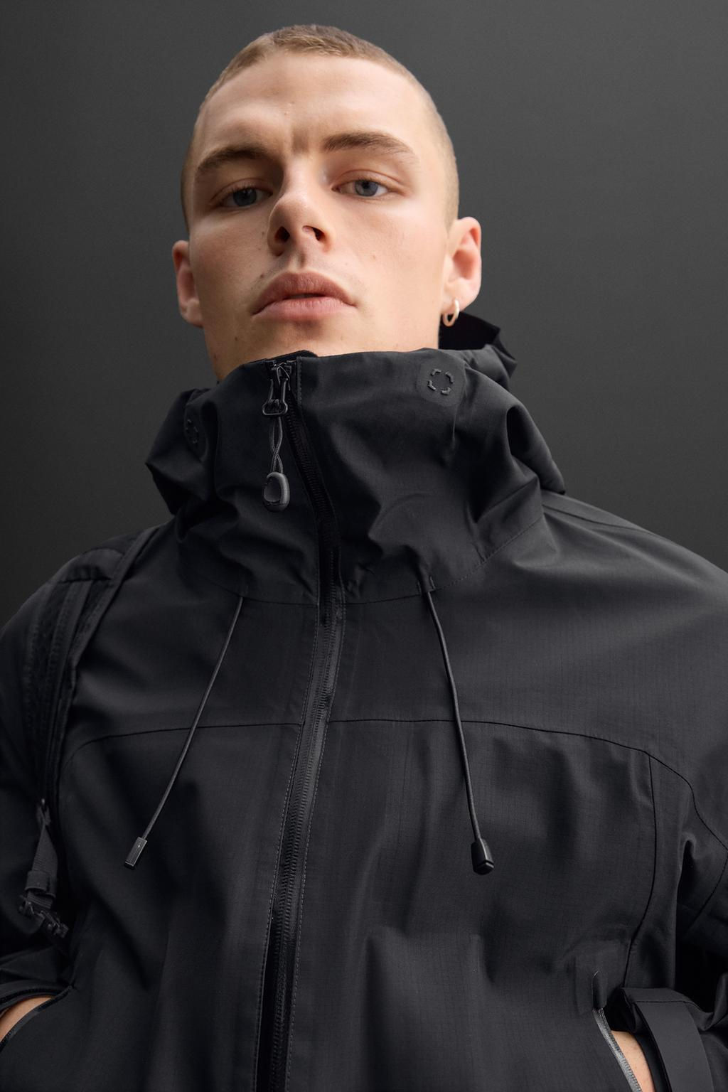 WATERPROOF TECHNICAL JACKET - Zara фото 5