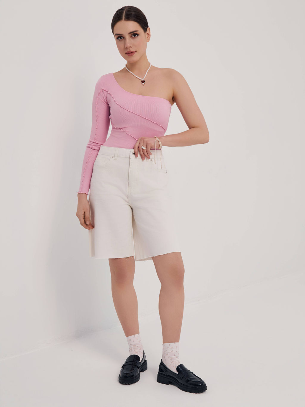 CONTE Боди на одно плечо из полотна в рубчик с декоративными швами LBD 2627 rose bloom - Conte elegant фото 3