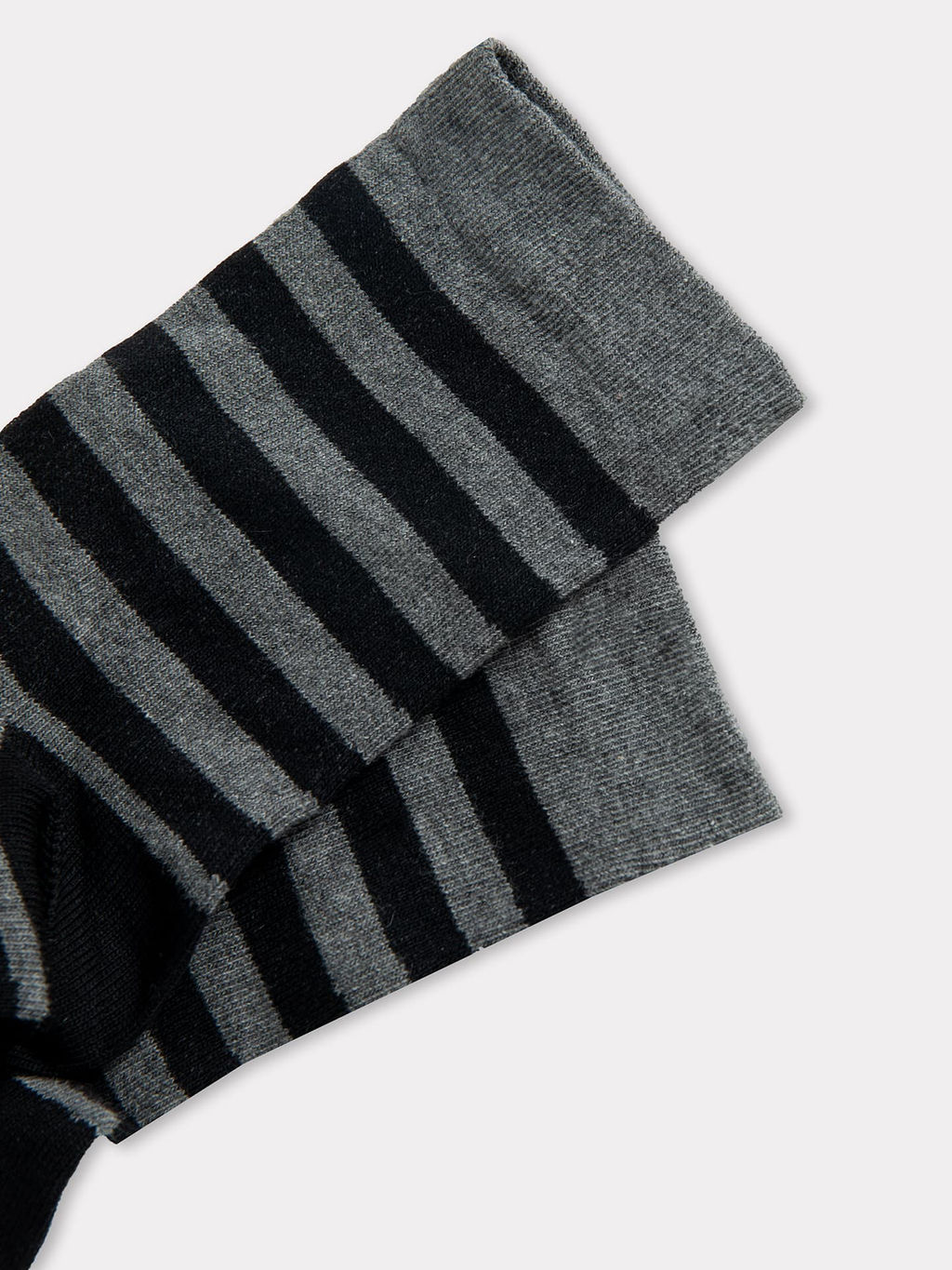 Цена за 5 пар! Носки детские темно-серые с рисунком в виде поперечных полосок - Mark formelle фото 4