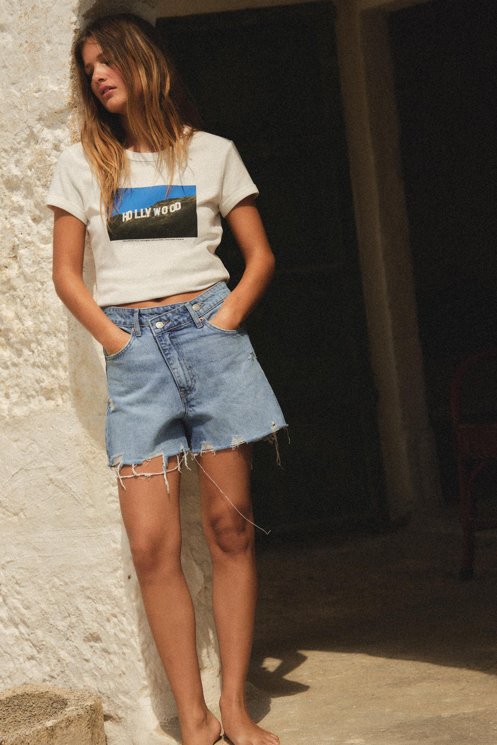 HIGH-WAIST CROSSOVER WAIST TRF MOM FIT DENIM BERMUDA SHORTS - Zara фото 17