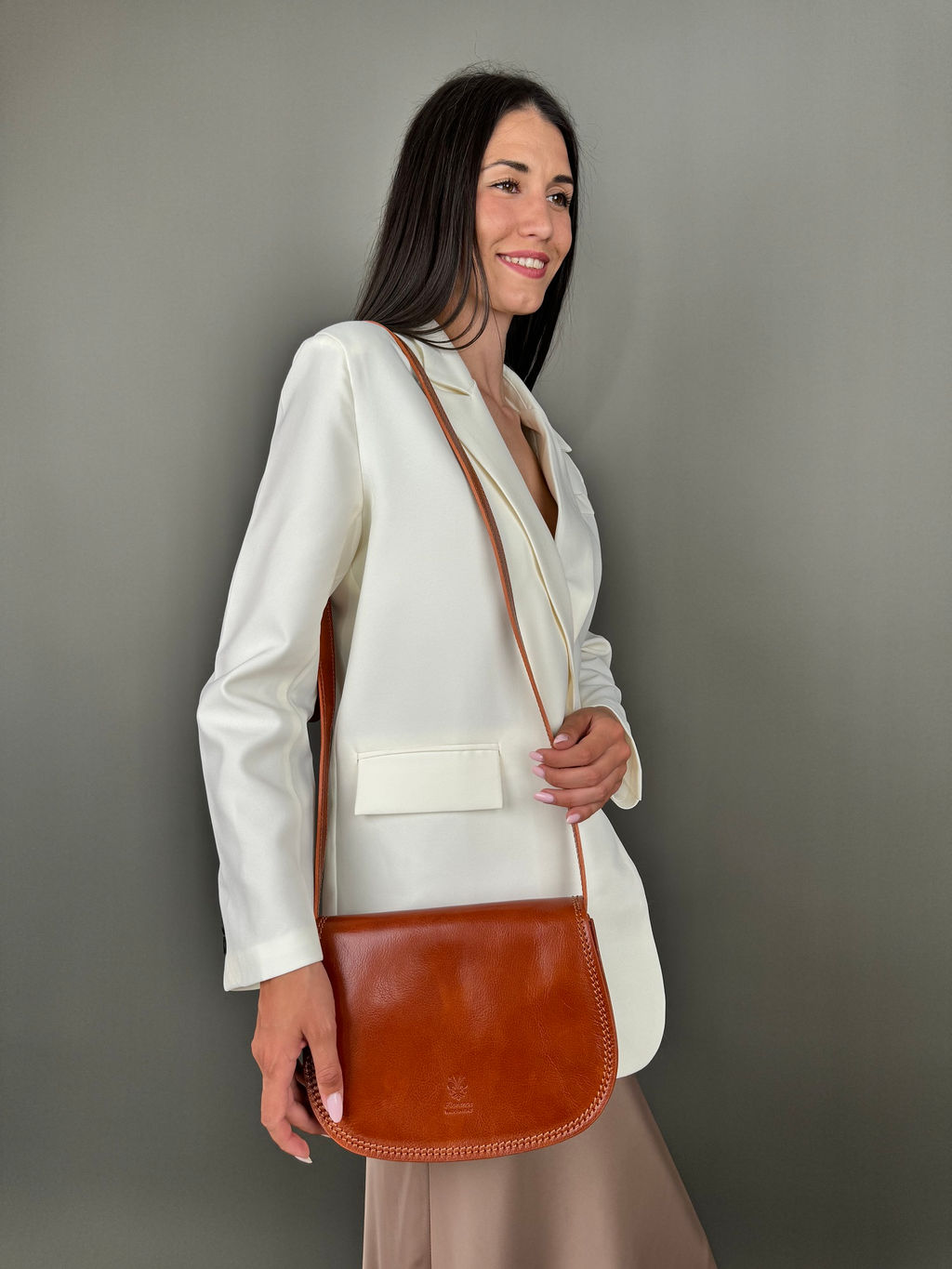 Сумочка женская из телячьей кожи