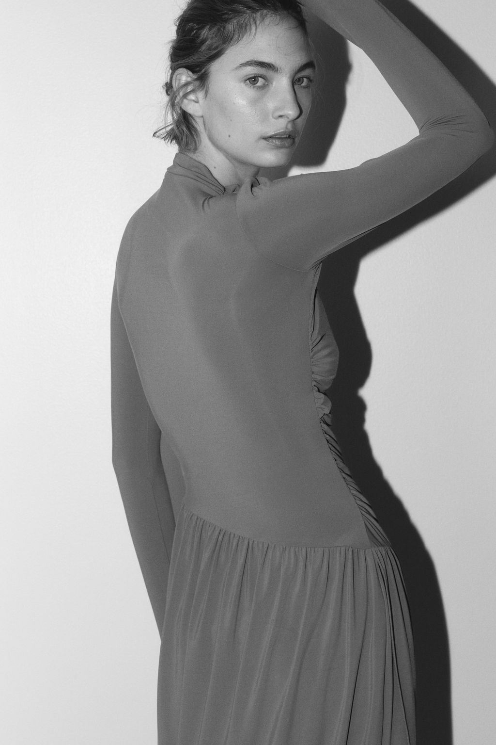 Vestido drapeado de punto - H&m фото 5